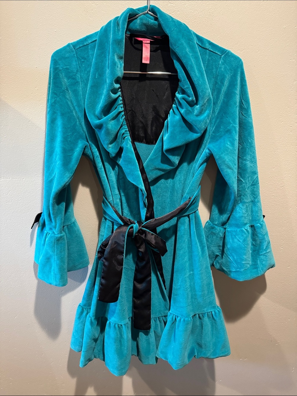 Betsey Johnson Intimates Teal Blue Velvet Soft Fuzzy Lace Robe with Satin Trim